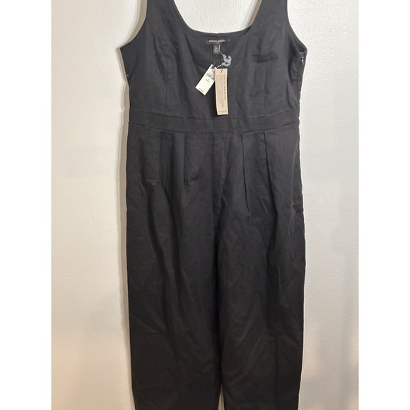 Banana Republic Black Cropped Jumpsuit Travel NWT Sz10 Petite - Picture 2 of 7